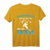 Herren Lustig Unterschätze niemals einen alten Mann auf Skier T-Shirt – Perfektes Geschenk für Wintersportler zu Weihnachten & Geburtstag