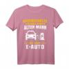 Lustiges EAuto T-Shirt für Elektromobilitäts-Enthusiasten - Unterschätze nie einen alten Mann mit einem E-Auto