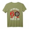 Ich bin nicht 60 ich bin Triple 20 - Lustiges Dart T-Shirt für den 60. Geburtstag, Club der alten Säcke Geschenk für Dartspieler