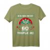 Dartspieler 60. Geburtstag T-Shirt mit Spruch 'Ich bin nicht 60, ich bin Tripel 20' – Lustiges Dart Outfit für Geburtstagsfeier & Dartfans