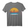 Tolles SUP Stand Up Paddling mit Hund T-Shirt – Perfektes Geschenk für Wassersportler, Surfer & Paddler zum Geburtstag, Urlaub & Festival