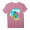 Cute Dinosaur Surfing T-Shirt - Lustiges Beach Surfer Geschenk für Dinosaurier- und Wassersportfans, perfekt für Sommer, Geburtstag & Feiertage
