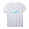 EKG Kitesurfen T-Shirt – Herzschlag Motiv für Wassersportler, Kiteboarder & Extremsportfans, Geschenkidee für Weihnachten & Geburtstag