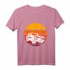 Vintage Trabant im Sonnenuntergang - Kultiges DDR Auto T-Shirt für Trabifans & Nostalgiker