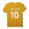 Andi Theke Lustiges Fußballtrikot für Herren - Humorvolles Fußballspieler T-Shirt für Training und Freizeit