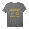 I Like Whiskey And Basketball And Maybe 3 People Vintage T-Shirt – Fun Gift for Basketball & Whiskey Lovers for Birthdays, Christmas & More