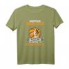 Unterschätzen Sie niemals einen alten Mann mit einem Basketball T-Shirt – Lustiges, hochwertiges Basketball Shirt für Männer