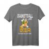 Basketball und Bier darum bin ich hier Trikot Korbball T-Shirt – Lustiges Geschenk für Basketballspieler, Trainer & Fans