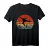 Skaters Having Fun Retro Sunset Skateboard T-Shirt – Trendiges Geschenk für Teenager, Skater & Skateboard-Fans