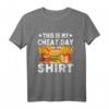 Cheat Day Fast Food Fitness Workout Warmup T-Shirt – Lustiges Motivationsshirt für Bodybuilding, Diät & Fast Food Fans im Fitnessstudio