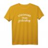 Stronger than Yesterday Excuses Bodybuilder T-Shirt – Motivierende Fitnessstudio Kleidung für Kraftsportler, Powerlifter & Muskelaufbauer