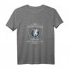 Bogenschützin T-Shirt mit Pfeil und Bogen - Perfekt für Bogenschützen, Freizeit & Sport, tolles Geschenk für passionierte Bogenschützen