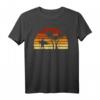 Vintage Sonne Surfen Geschenk für Surfer und Wellenreiter - Retro T-Shirt mit Sonnenuntergang im Distressed Look für Geburtstage & Weihnachten