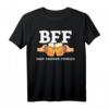 BFF Beer Friends Forever T-Shirt für Männer – Lustiges Partnerlook für Freunde, JGA, Party & Geburtstagsgeschenke