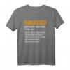 Lustiges Schlosser T-Shirt mit Spruch – Definition Beruf für Männer & Frauen im Handwerk, perfekt für Freizeit & Baustelle