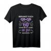 Damen 60. Geburtstag Frau Jahrgang 1961 - Witziges Retro T-Shirt mit Herzbrille & Regenbogen als Geschenk & Dekoration