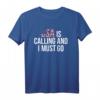 USA Is Calling & I Must Go T-Shirt – Reise Amerika Flagge Geschenk für Reiseliebhaber, Schüler, Familien & Touristen