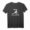 König auf dem Asphalt Stockschießen T-Shirt – Lustiges Geschenk für Stockschützen, Kegler & Hartbahn-Fans zum Geburtstag oder Vatertag