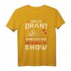 Bin Ich Dran? Dann Setz Dich Und Genieße Die Show! Witziges Dart T-Shirt mit Dartmotiv – Perfekt für Dartfans & als Geschenk