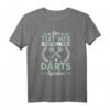 Lustiges Dart T-Shirt - Der tut nichts der will nur Darts spielen für Dartspieler, Dartfans & Vereinsmitglieder als Geschenk oder Turnieroutfit