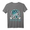 Lustiges Dart T-Shirt mit Spruch 'Die Welt ist eine Scheibe' – Perfektes Geschenk für Dartspieler, Team & Familie