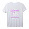 Bringt Der Chefin Die Pfeile Dart Spielerin Cooles Darts T-Shirt - Lustiges Geschenk für Damen, Frauen & Mädchen für Turniere, Verein & Geburtstag