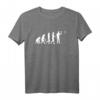 Evolution of Dart T-Shirt mit Spruch - Klassisch geschnitten, doppelt genähter Saum, perfekt für Dartspieler und Dartfans