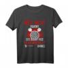 Dart Geschenk Liebe Cooler Darts Spruch T-Shirt – Perfekt für Dartturniere, Vereinsmitglieder & als lustiges Geschenk für Männer, Frauen & Kinder