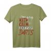 Dartspieler Keep Calm and Play Darts T-Shirt – Perfektes Geschenk für Dartfans und Turnierspieler