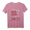 Dartspieler Keep Calm and Play Darts T-Shirt – Perfektes Geschenk für Dartfans und Turnierspieler