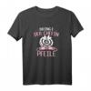 Bringt der Chefin die Pfeile T-Shirt Damen - Lustiges Dart Geschenk für Frauen, Geburtstags- & Turnieroutfit