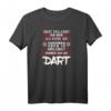 Lustiges Dart Zubehör Geschenk T-Shirt für Dartspieler – Perfekt für Geburtstag, Papa, Opa, Freund & Bruder, inklusive Dartscheibe & Dartpfeile