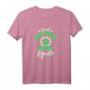 Lustiges Dart T-Shirt für Frauen - Bringt der Chefin die Pfeile, perfekt für Dartspielerinnen, Turniere & Geschenkideen