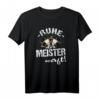 Ruhe Der Meister Wirft Dart T-Shirt - Lustiges Dart Outfit für Dartspieler, Turniere & Vereinsfeste