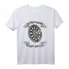 Unterschätze niemals einen alten Mann mit Dartpfeil T-Shirt - Lustiges Geschenk für Dartspieler, Freunde & Familie zu Geburtstagen & Weihnachten