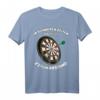 Dart T-Shirt mit Spruch 'In Schweren Zeiten brauche ich 237cm Abstand' – Perfektes Geschenk für Dartspieler und Turnierteilnehmer