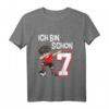 Kinder 7. Geburtstag Fußball T-Shirt für Jungen - Cooles Geschenk mit Dab Pose, Fußball und Zahl 7 für Geburtstag & Schule