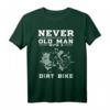 Lustiges 'Old Man With A Dirt Bike' T-Shirt – Geschenkidee für Dirt Biker Großväter & Motorsportfans