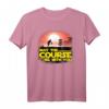 Offizielles 'Mai der Kurs ist mit Ihnen' Disc-Golf T-Shirt – Lustiges Turnier- und Fan-Shirt für Disc-Golf-Fans, Sci-Fi Nerds & Weltraum-Enthusiasten