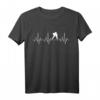 Eishockey Herzschlag T-Shirt – Lustiges Sport Fun Shirt für Kinder, Männer & Frauen als Geschenk zu Weihnachten, Ostern & Geburtstag