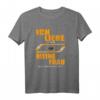 Ich liebe es, wenn meine Frau mich zum Eishockey lässt! T-Shirt – Lustiges Geschenk für Eishockeyspieler & Fans zum Geburtstag, Vatertag & Weihnachten