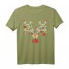Rentier Weihnachts-T-Shirt Geschenkidee mit Baumkugeln & Mütze – Perfekt für Weihnachten, Familienfeiern & als festliches Geschenk