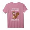 Büro Humor Eichhörnchen Herr Lass Hirn regnen oder Steine T-Shirt – Lustiges Geschenk für Kollegen und Freunde gegen Büro stress