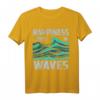 Glück kommt in Wellen, Surfen und Wellenreiten T-Shirt – Vintage Wellendesign für Surfer, Wassersportler & Strandliebhaber