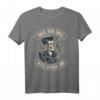 Rock And Roll Will Never Die 1977 Heavy Metal Rock T-Shirt – Perfektes Geschenk für Rockfans, Musiker und Festivalbesucher