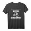 Warum ich ohne Akku fahre weil ich es kann - Lustiges Rennrad T-Shirt für Fahrradfahrer mit Humor