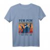 Damen Pew Pew Madafakas Katze Pistole T-Shirt mit V-Ausschnitt – Lustiges Crazy Cat Geschenk für Katzenliebhaber und Humor-Fans