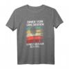 Tennis Einer Von Uns Beiden Spielt Besser Als Du - Lustiges Spruch T-Shirt für Tennisspieler & Trainer zum Training & Geschenk