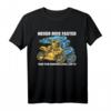 Fahre nie schneller als dein Schutzengel fliegen T-Shirt – Lustiges Motorrad T-Shirt für Frauen und Bikerinnen mit Humor