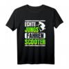 Echte Jungs Fahren Scooter - Lustiges Retro T-Shirt für Kinder, Jungen & Scooter Fans, Perfekt als Geschenk zu Weihnachten & Geburtstag